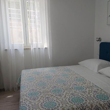 Roza Cres Exterior foto