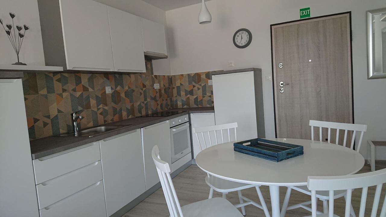 Roza Cres Exterior foto